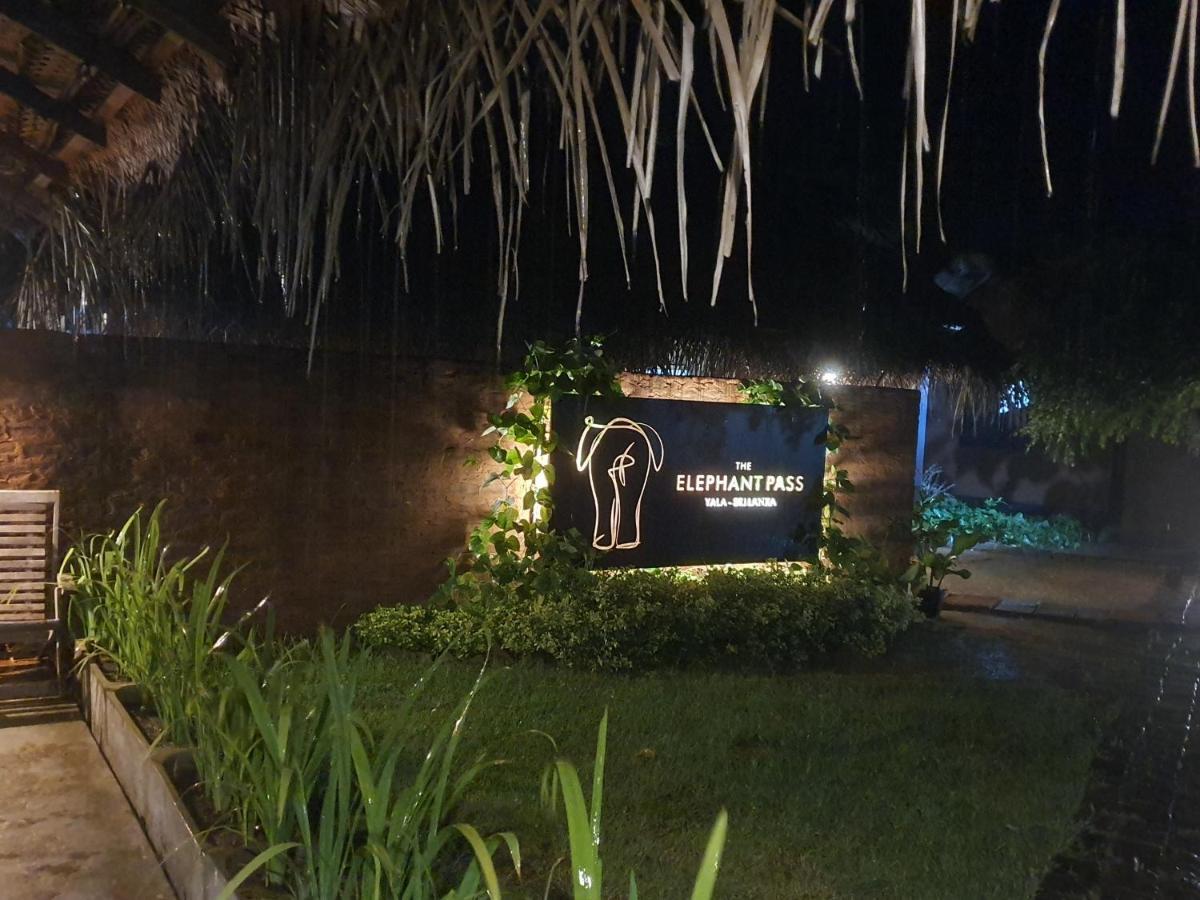 The Elephant Pass - Yala Tissamaharama Buitenkant foto